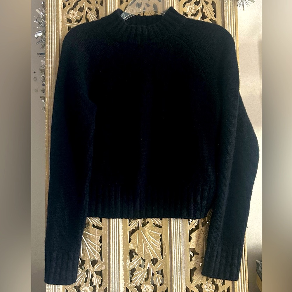 Vince Shrunken 100% Cashmere Mock Neck Sweater Navy Blue Dark Blue Small